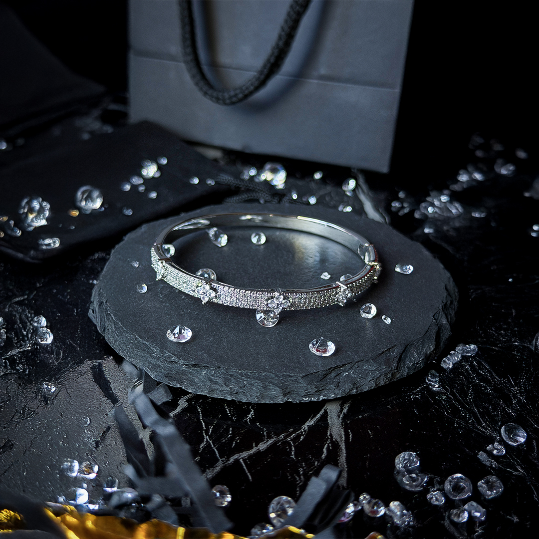 Гривна "Finesse"